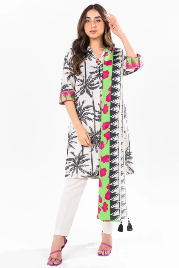 ALKARAM 3 PIECE 3 Piece Printed Khaddar Suit With Light Khaddar Dupatta Product Code: FW-25-24-Cream