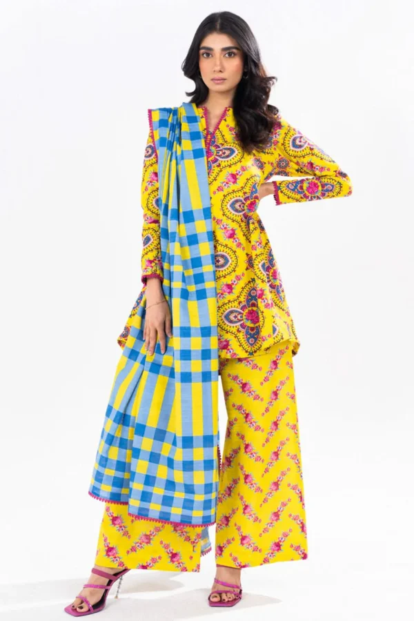 alkaram 3 Piece Printed Khaddar Suit With Light Khaddar Dupatta